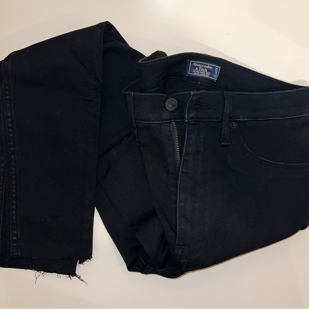 Abercrombie & Fitch Ultra High Rise Jean Leggings